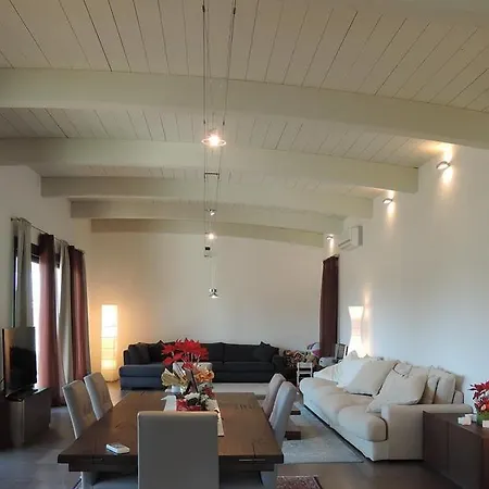 Lipizer Villa *